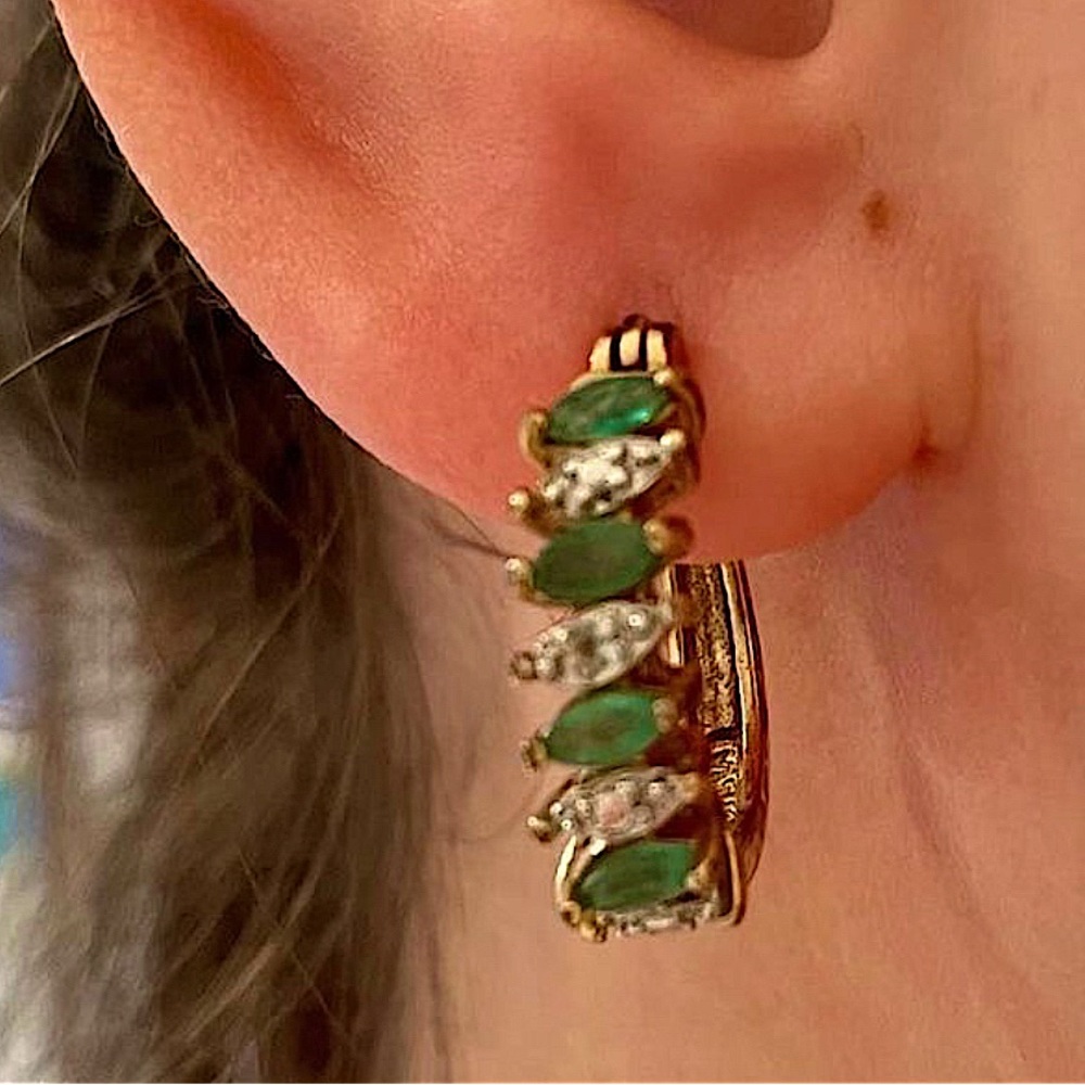 Emerald hoop earrings